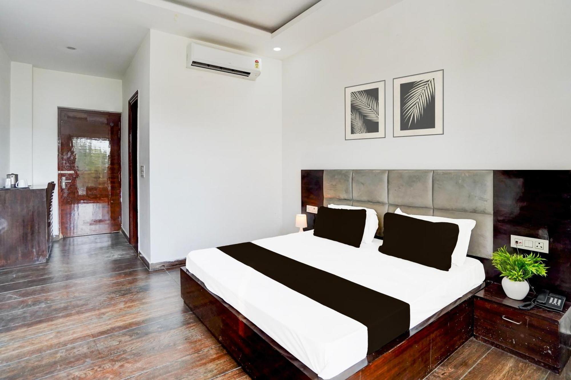 Collection O The God'S Palace Resort Meerut Extérieur photo